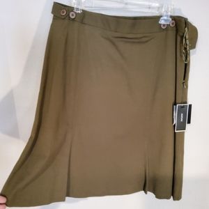 Ladies skirt